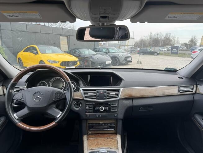 Mercedes E-klasa, 2010