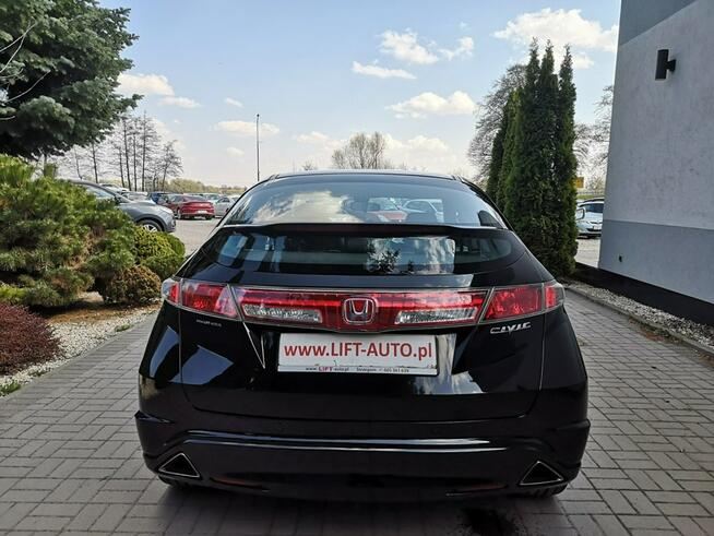 Honda Civic 1.8 I-VTEC 140KM Klimatronic Tempomat Isofix Parktronic Alu Gwarancja