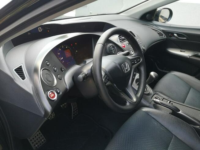 Honda Civic 1.8 I-VTEC 140KM Klimatronic Tempomat Isofix Parktronic Alu Gwarancja
