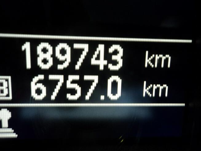 sprzedam ładnego NISSANA QASHQAIA 1.6B 110 KM