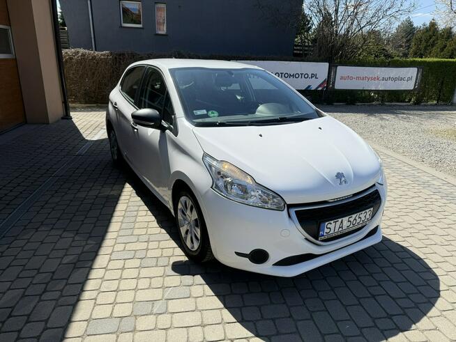 Peugeot 208 1,4 HDi 68KM Klimatyzacja Opony lato+zima