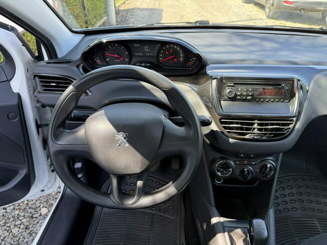 Peugeot 208 1,4 HDi 68KM Klimatyzacja Opony lato+zima