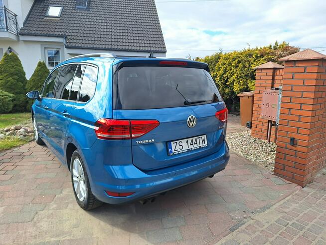 Volkswagen Touran Klimatronik Ksenon Nawigacja Ledy Parktronik Serwisowany Bezwypadkowy