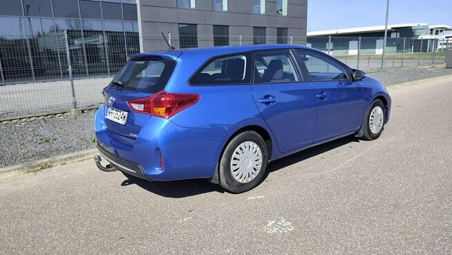 Toyota Auris FILM 1.4 D4D Salon PL 1wł 2014r Klima Czujniki Hak Isofix Serwisy