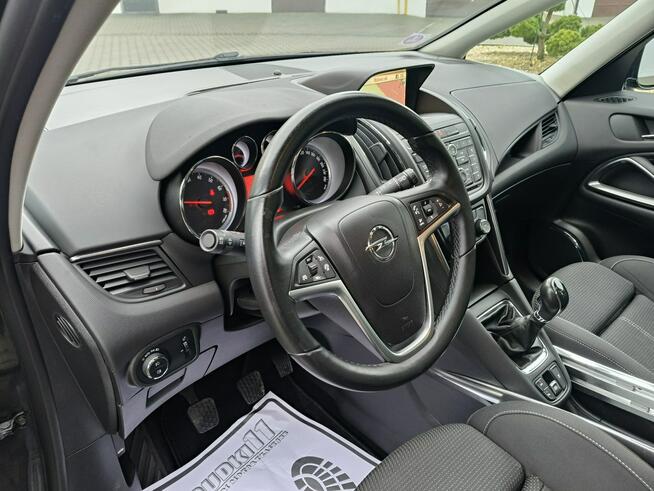 Opel Zafira 1,4Turbo Benz. 7 Foteli.Navi,Xenony.Serwis.alu.Panorama Dach.OKAZJA