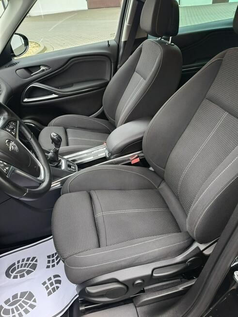 Opel Zafira 1,4Turbo Benz. 7 Foteli.Navi,Xenony.Serwis.alu.Panorama Dach.OKAZJA