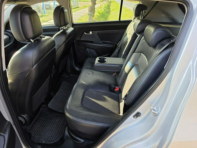 Kia Sportage 2,0 crdi 136 KM z dobrym wyposażeniem zarejestrowany !!!