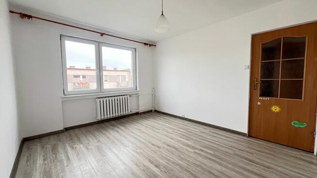 czteropokojowe z balkonem