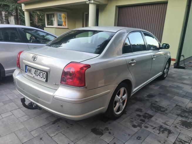 Toyota Avensis T25