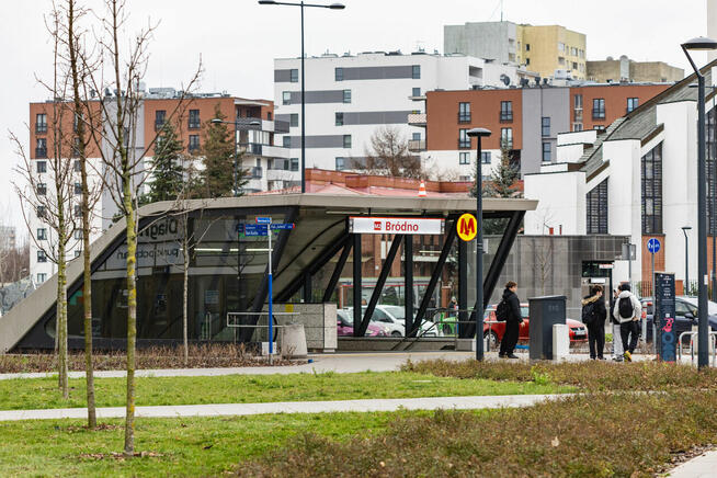 Mieszkanie przy metrze