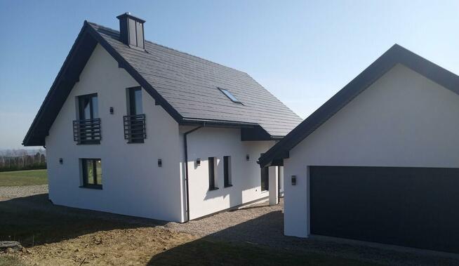 Sprzedam dom z garażem