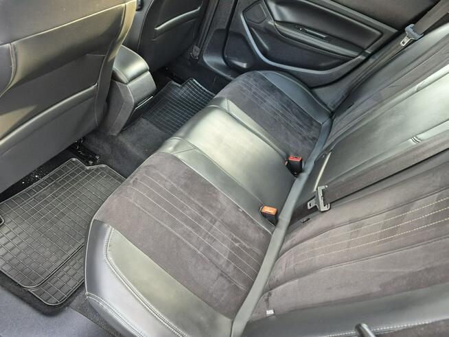 Peugeot 308 1.6 hdi full led kamera alcantara navi bezwypadkowy