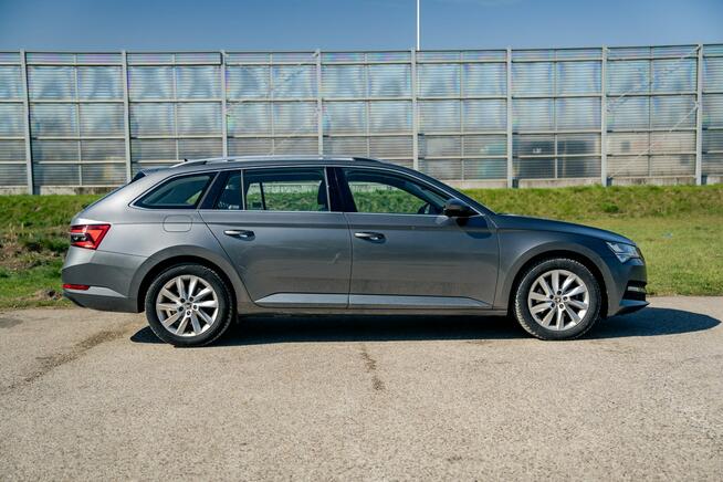 Skoda Superb Combi 2.0 TDI Ambition, Salon PL, Bezwypadkowy, FV23%
