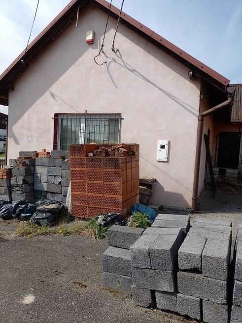 Sprzedam Dom do remontu z ogródkiem i dobudowanym garażem