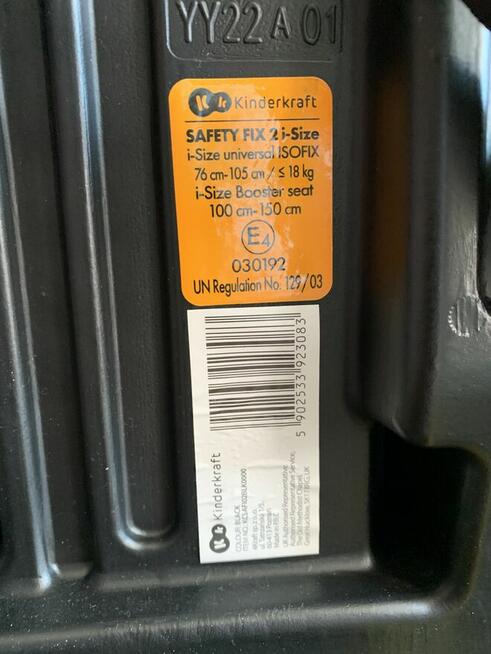 Fotelik dziecięcy marki Kinderkraft z funkcją ISOFIX