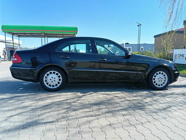 Mercedes W 211 E
