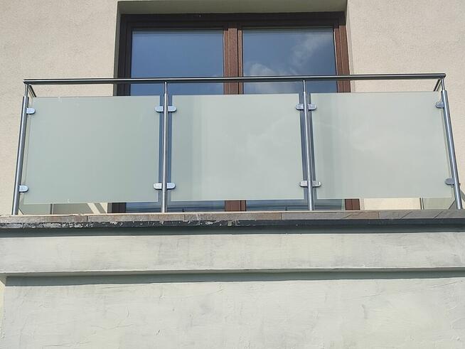 Nowoczesne balustrady, bramy, ogrodzenia malowane i nierdzewn