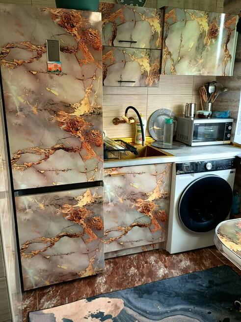 Sprzedam 2 pokoje 4p. z całym wyposażeniem