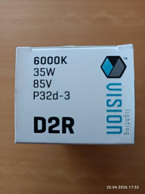 Żarnik xenon D2R temperatura świecenia 6000K