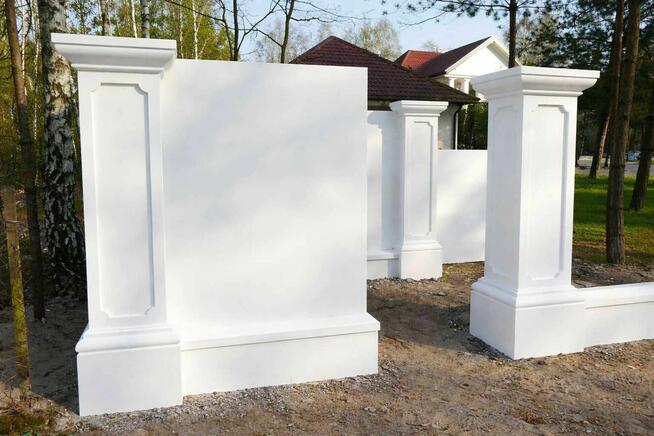 Słupy Dworkowe, Ogrodzenia Dworkowe, STYL I KLASA