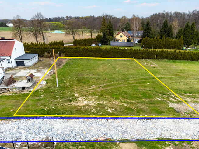 Działka 1037 m2 Jarząbkowice gm. Pawłowice - media, udział w