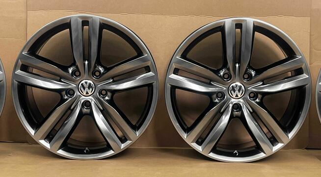 VW Touareg gen. I, II, II FL 9Jx20 ET57 5x130 7P6601025E