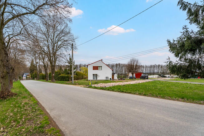 Działka 1037 m2 Jarząbkowice gm. Pawłowice - media, udział w