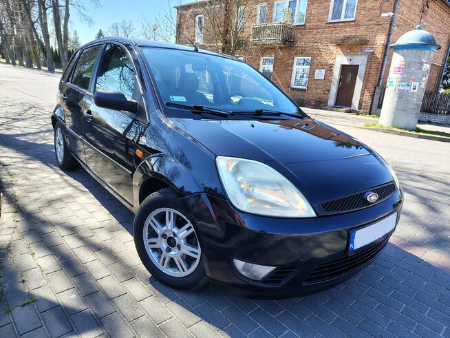 Ford Fiesta Ghia * 1.4 benzyna* 3800zł