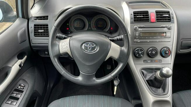 Toyota Auris 1.6 Luna
