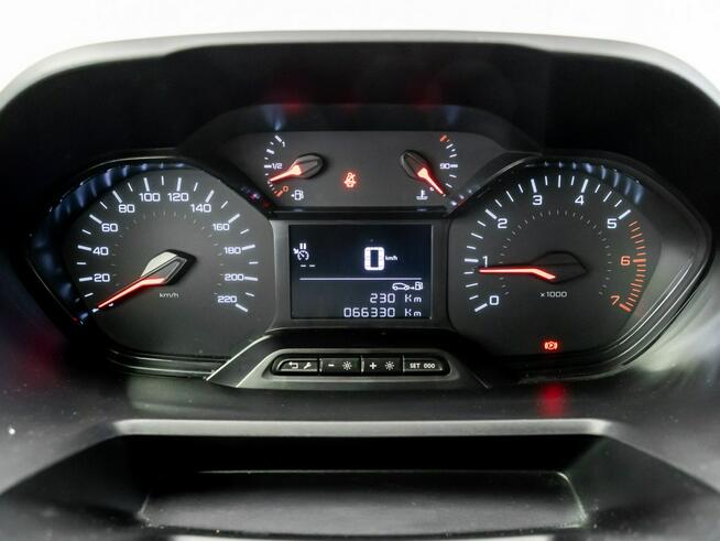 Peugeot Partner 1.5 BlueHDI Euro 6 L2 Premium/Furgon Salon Polska