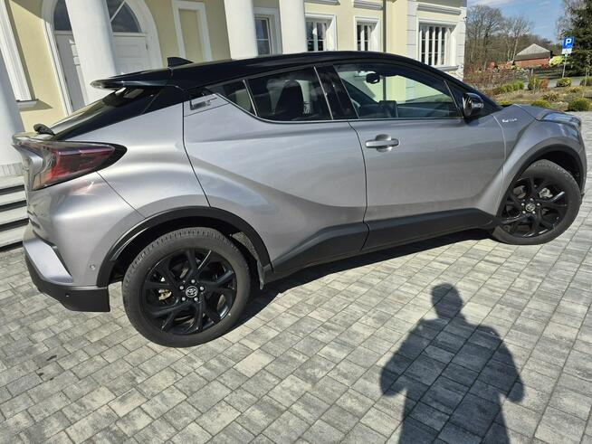 Toyota C-HR 1.8 hybryd Business Edition climatronic kamera grzane fotele