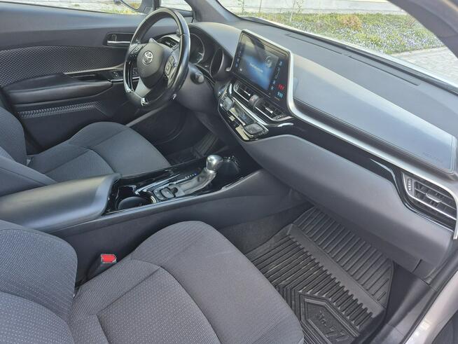 Toyota C-HR 1.8 hybryd Business Edition climatronic kamera grzane fotele