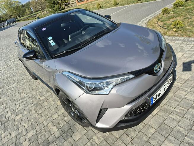 Toyota C-HR 1.8 hybryd Business Edition climatronic kamera grzane fotele
