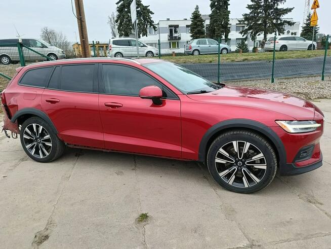 Volvo V60 Cross Country