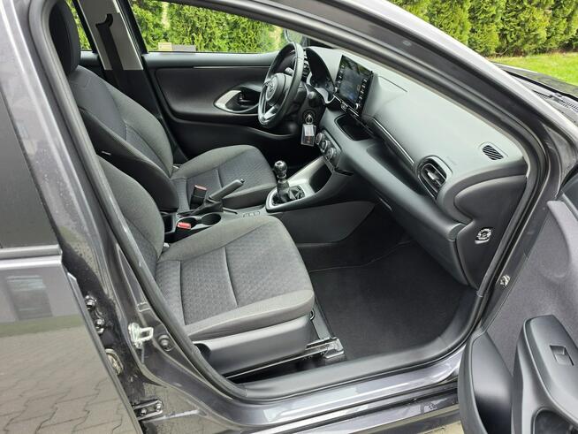 Toyota Yaris Pierwszy właściciel/Krajowy/fv/Benzyna