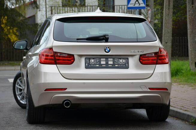 BMW 320 2.0i 184KM Serwis 100%Org.lakier Navi Skóra Bi-xenon El.klapa
