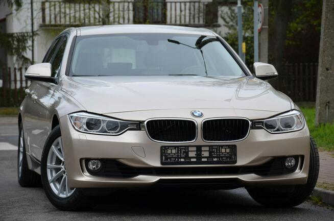 BMW 320 2.0i 184KM Serwis 100%Org.lakier Navi Skóra Bi-xenon El.klapa