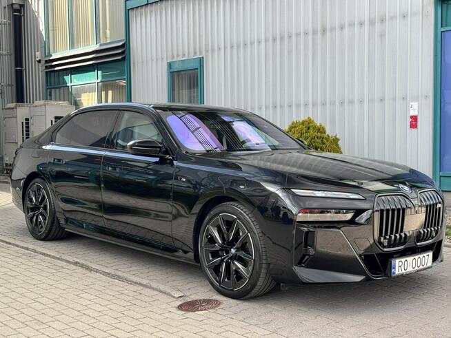 BMW M760 Gwarancja 01.2029. Pełne wyposażenie. PPF. TV. Gran Lusso.
