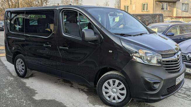 Opel Vivaro BUS 8-Osób 1.6D*125PS*OPŁACONY*Bezwypadkowy Serwis*VIP GWARANCJA24
