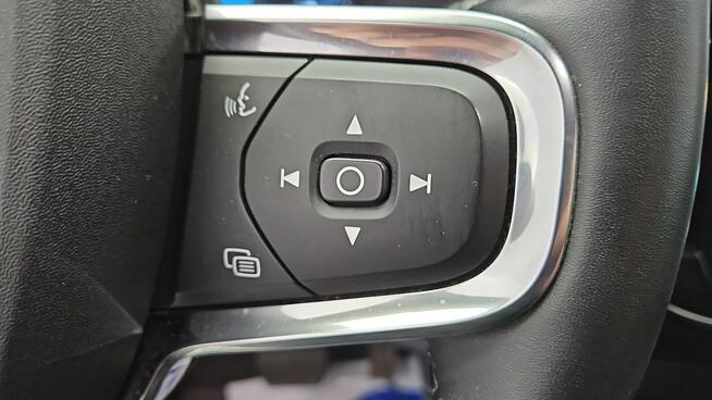 Volvo XC 40 B3 Core aut ! Z Polskiego Salonu ! Faktura VAT !
