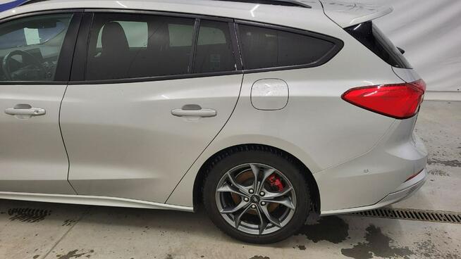 Ford Focus 1.0 EcoBoost mHEV ST-Line X Kombi