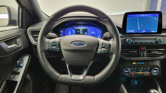 Ford Focus 1.0 EcoBoost mHEV ST-Line X Kombi