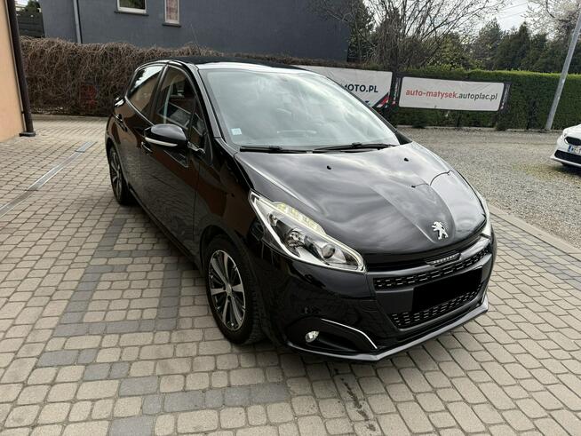 Peugeot 208 1,2 82KM Klimatronik Navi Kamera CarPlay