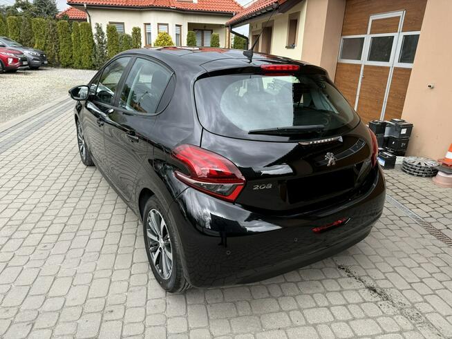 Peugeot 208 1,2 82KM Klimatronik Navi Kamera CarPlay