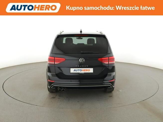 Volkswagen Touran R-Line automat virtual 7-os. PDC navi grzane fotele ACC climatronic-3s