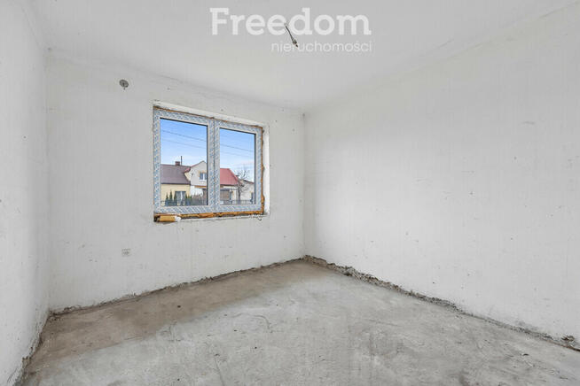 Dom 140 m² + poddasze 93 m² | działka 6743 m²