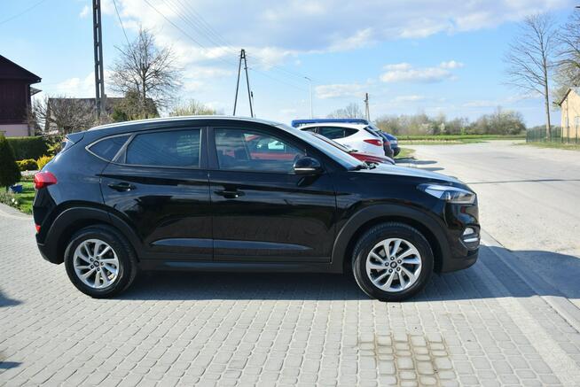 Hyundai Tucson 1.7CRDI Navi/ Kamera/ Hak/ Oryginalny Lakier/ Sprowadzony