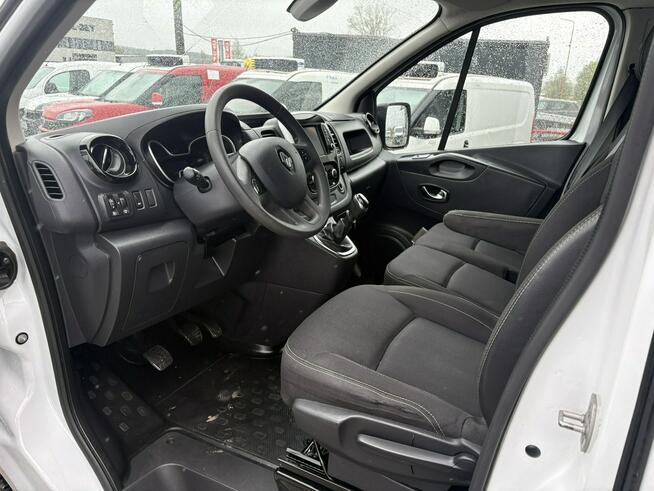 Renault Trafic l2h1 brygadówka 6 miejsc klimatyzacja