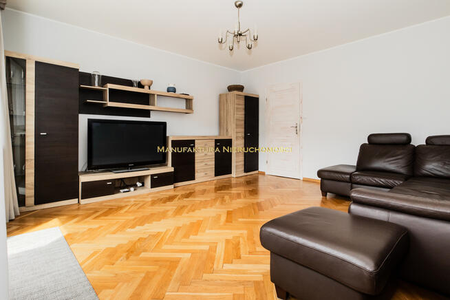 74 m2 w świetnej lokalizacji Pruszcza. 2 piwnice!