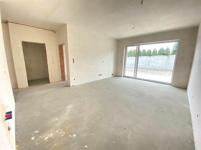 3 pokoje z ogródkiem/ nowe osiedle ul. Makuszyńskiego Cz-wa